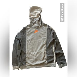 Nike boys XL sweatshirt.